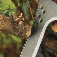 www.dom-ogrod-hobby.pl FISKARS Tasak z piłą Solid (3).jpg