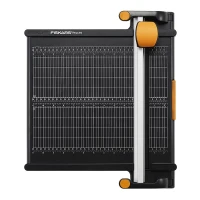 www.dom-ogrod-hobby.pl FISKARS Obcinarka do papieru z recyklingu, ostrze tytanowe 30 cm A4 (2).jpg