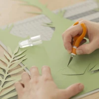 www.dom-ogrod-hobby.pl FISKARS Nożyk modelarski na palec SoftGrip (2).jpg