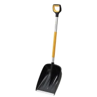 www.dom-ogrod-hobby.pl FISKARS Szufla do śniegu X-series 1057177 (1).jpg