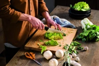 Fiskars_Action_Hard_Edge_Asian_cooks_knife_1051761.jpg