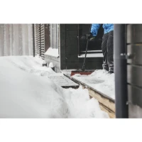 Fiskars_Action_Solid_yard_broom_L_winter_1025926.jpg